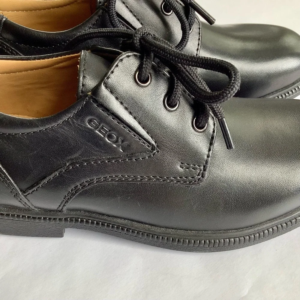 Geox J Frederick black leather  dress lace up USA 2 NWB